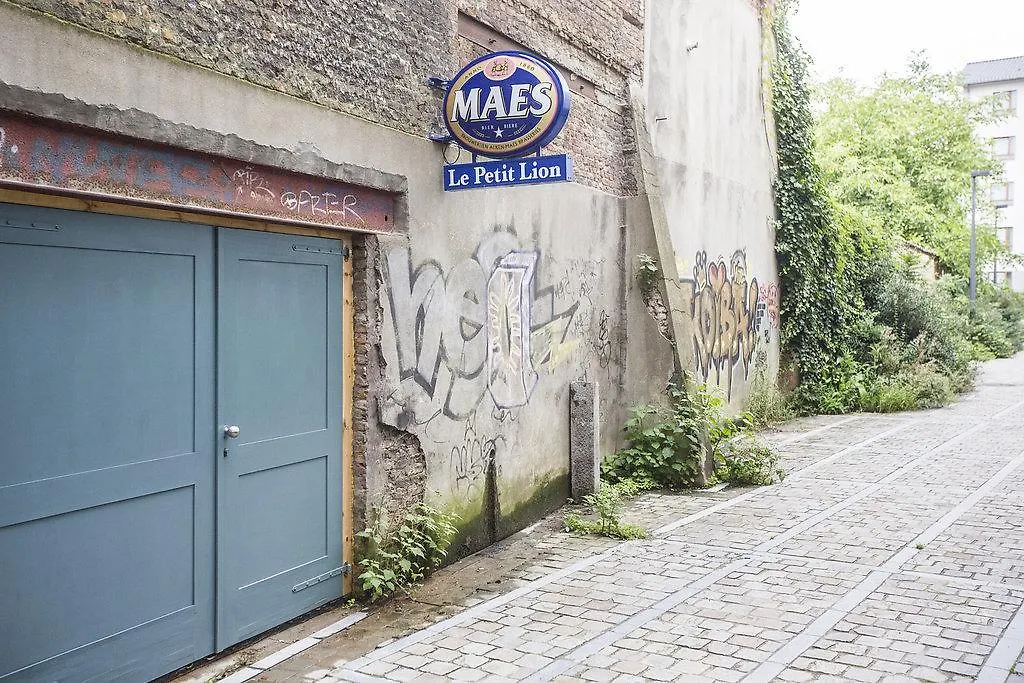 Les Chambres Du Petit Lion Brussels Guest house
